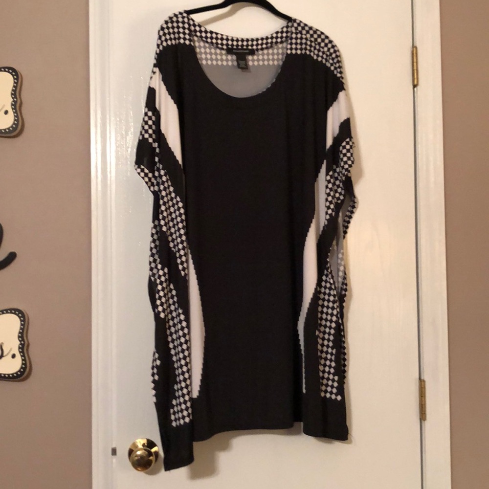 🚨FINAL MARKDOWN🚨Black White Polyester Spandex
